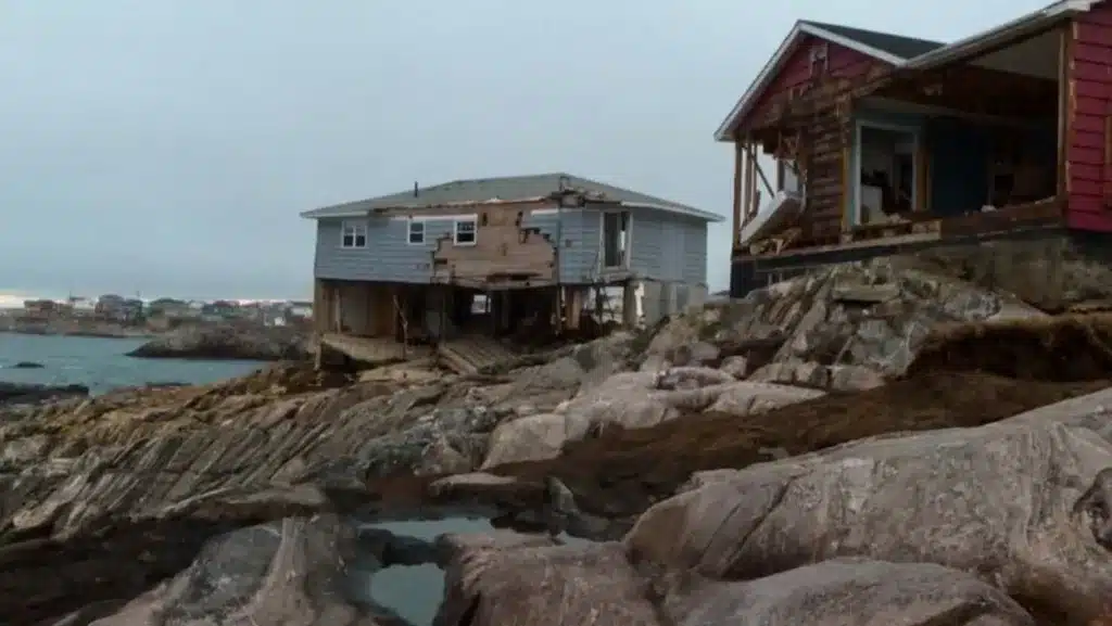 La tempête tropicale Fiona a fait beaucoup de victimes, mais c'est Norm Hinks qui a le plus souffert 1 tempete tropicale fiona02