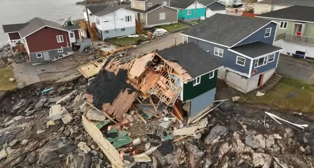 La tempête tropicale Fiona a fait beaucoup de victimes, mais c'est Norm Hinks qui a le plus souffert 3 tempete tropicale fiona04
