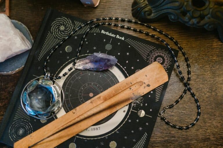 Quel est le signe du zodiaque le plus dangereux ? L’astrologie expliquée.