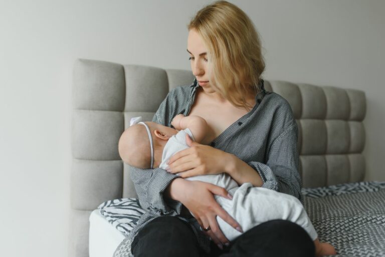 Allaitement et alcool : peut-on consommer de l’alcool en allaitant son bébé ?