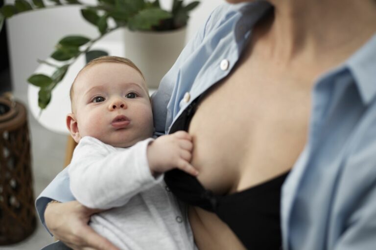 Kany et Hawa : à la conquête des mamans avec leur soutien-gorge d’allaitement absorbants