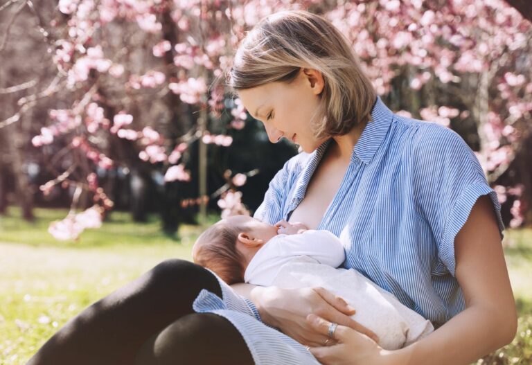 Muguet et allaitement : comment gérer l’influence de cette infection sur l’alimentation de votre bébé ?